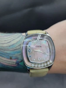 Ladies HONORA Silver Tone White MOP Dial Watch Floating Pearls Leather Abalone - Picture 1 of 5