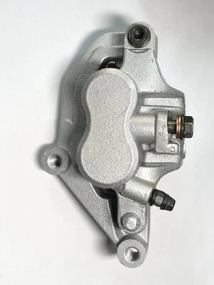 RIGHT FRONT BRAKE CALIPER for Yamaha 2000-09 VSTAR 1100 XVS1100 V-Star - Image 1 of 2
