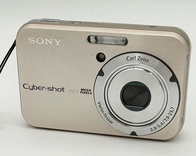 Sony Cyber-shot DSC-N2 10.1MP Compact Digital Camera Carl Zeiss Lens from Japan - Image 1 of 4