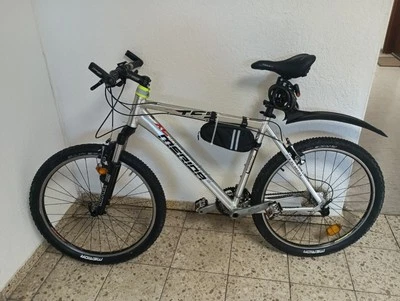 Mérida Mountainbike 26 Zoll Silber  - Bild 1 von 4