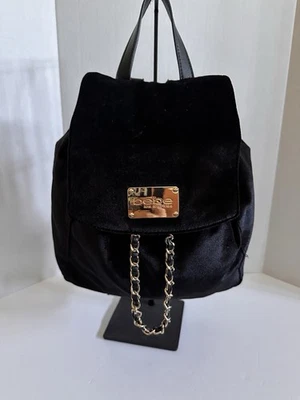 Bebe LAClassic черный искусственного меха рюкзак слинга упаковка наплечная сумка сумочка б/у в отличном состоянии - Изображение 1 из 4