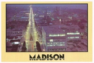 Postcard Wisconsin Madison East Washington Avenue at Night Unused - Picture 1 of 1