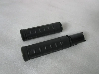 24-25 Harley Davidson Street Glide Road Glide Hand Grips OEM - Image 1 of 4