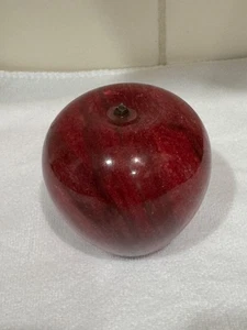 Vintage Red Delicious Apple Paperweight Carved Marble Stone Fruit - No Stem - Picture 1 of 5