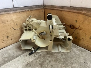 Stihl 018C Motorsäge OEM Kurbelgehäuse gebraucht OEM 11300210801 kostenloser Versand - Bild 1 von 10