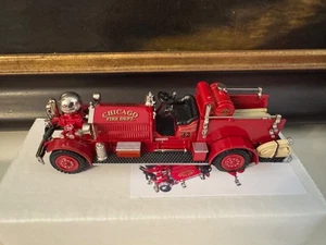 Ashton Models 80-08 1928 Ahrens Fox NS-2 Model 3340 Chicago Fire E-42 Fire 1:43 - Bild 1 von 10