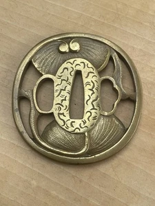 Ancien Tsuba en bronze Japon - Picture 1 of 2
