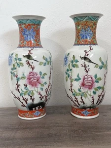 ANTIQUE REPUBLIC CHINESE PORCELAIN HAND PAINTED VASE - Picture 1 of 18