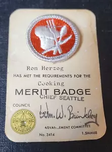 Insignia y tarjeta de mérito de cocina de los Boy Scouts 1969 de colección Chief Seattle Wm. W BRINKLEY - Imagen 1 de 4