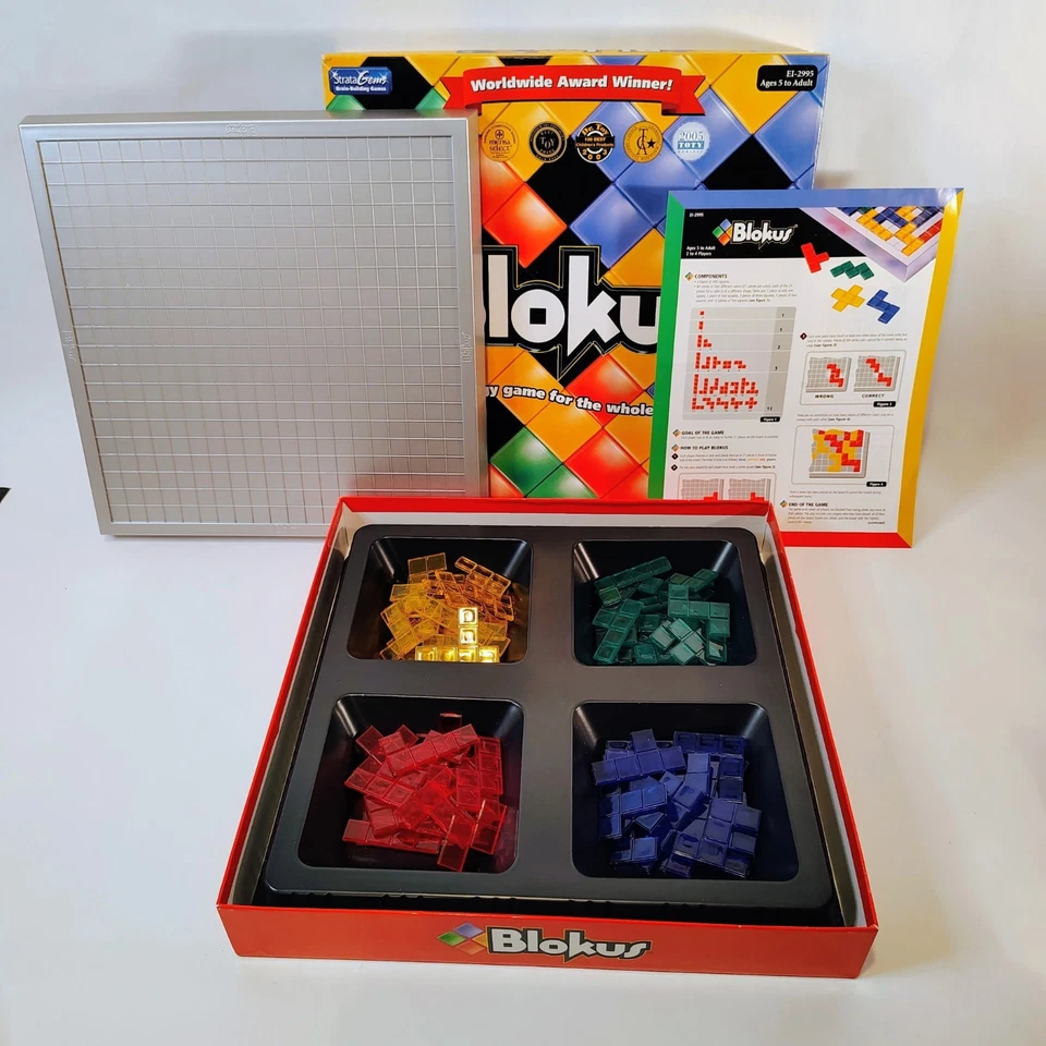 Juego familiar de estrategia ganador del premio Blokus 2003 completo  Foto 1 de 4