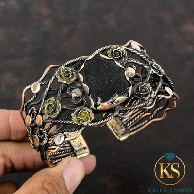 Brazalete Brazalete Flor Envuelto Alambre Piedra Jaspe Sedimento Mar Negro Ovalado Cobre Foto 1 de 4