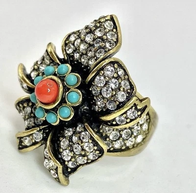 Anillo Heidi Daus Cinta Flor Blanco Cristal Turquesa y Coral Vintage Foto 1 de 4