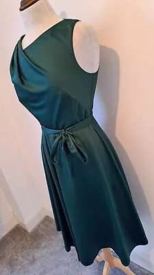 COAST - Vestido de noche de satén asimétrico bajo la rodilla verde bosque - Talla 10 Foto 1 de 4