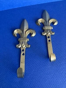 Set Of 2 Brass Fleur De Lis Coat Hooks - Picture 1 of 9