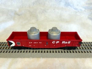 Lionel 6-26375 CP Rail Gondola with 2 Removable Canisters - New in Box - Picture 1 of 4