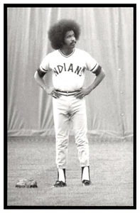 Oscar Gamble Cleveland Indians Vintage Baseball Postcard PCCI - Picture 1 of 2