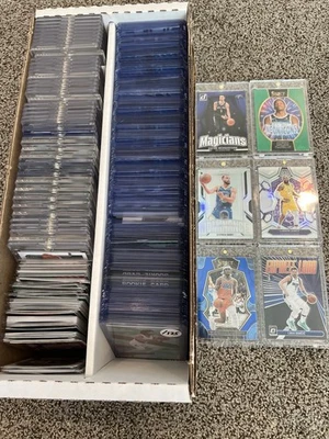 Gran Lote de Tarjetas Deportivas de Baloncesto NBA (300 Tarjetas) Colección Foto 1 de 4