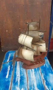  Segelboot aus Holz und Messing Knochen Vintage Nautik Meer Vintage Handarbeit  - Bild 1 von 16