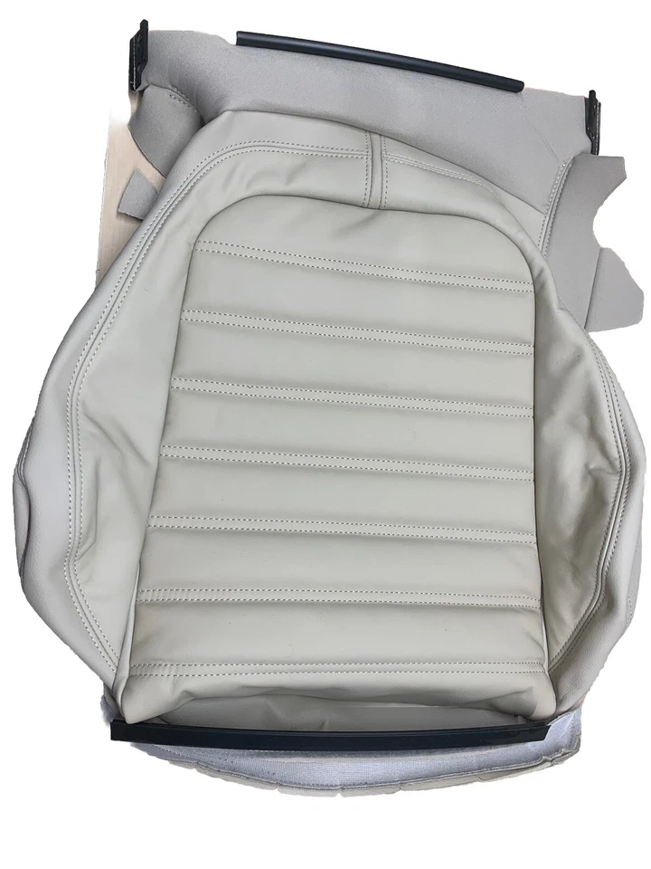 (649) Orig. VW PASSAT Sitzbezug Stoff/Leder Heizung beige 3C0881406BS UFN *NEU* - Bild 1 von 4