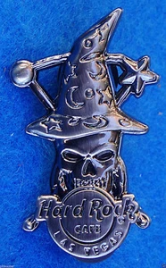 PIN LAS VEGAS BRUJA MAGO LUNA Y ESTRELLAS SOMBRERO CALAVERA PLATEADA SERIE Hard Rock Café - Imagen 1 de 1