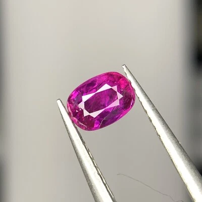 0.85 carat Natural Ruby loose gemstone From Afghanistan - Image 1 of 4