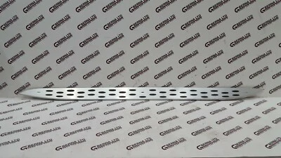 Genuine MERCEDES GLC W253 15-18 RIGHT RUNNING BOARD SIDE STEP PLATE A1666980548 - Image 1 of 4