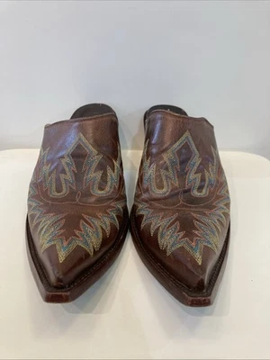 Mula vaquera occidental de cuero bordado Old Gringo para mujer 8 Foto 1 de 4