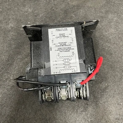 Transformador de circuito de control ALLEN-BRADLEY Bulletin 1497 208V 60Hz 120V 60Hz Foto 1 de 4