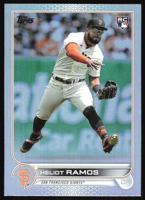2022 Topps Update Heliot Ramos #US154 Rookie RAINBOW FOIL PARALLEL Giants - Image 1 of 2