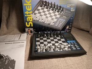 VTG SAITEK KASPAROV ALCHEMIST Plus CHESS COMPUTER Electronic CIB Tested Work - Picture 1 of 21