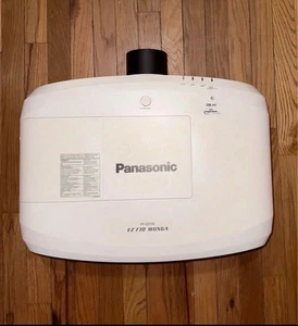 Panasonic PT-EZ770Z WUXGA Projector Panasonic Projector - Picture 1 of 24