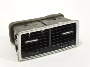Audi Q7 4L Rear Centre Air Vents with Aluminium Surround 4L0819203 - Picture 1 of 10