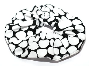 ONE HAND-MADE HAIR SCRUNCHIE IN SOFT COTTON FABRIC, BLACK & WHITE COLOUR - Picture 1 of 2