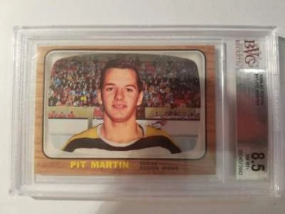 1966-67 Topps Hockey #41 Pit Martin (Bruins) BVG 8.5 NM-MT+ (Box DP) - Image 1 of 4