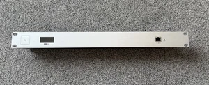 Accessoire de montage en rack UniFi Cloud Key Gen2 - CKG2-RM - Photo 1/3
