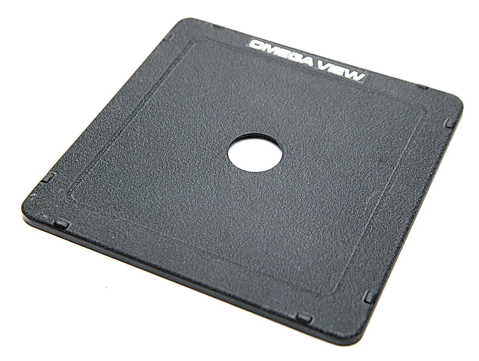 Omega & Toyo-View Original Lens Board 158x158mm For Copal #00 With 25mm Opening. - Image 1 of 1