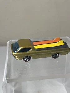 Hot Wheels Redline Gold Deora Hong Kong With Surfboards - Picture 1 of 9