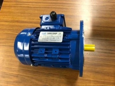 MS802-2 B5, 2HP, 3300RPM, 575 VOLT, 3 Ph, 60 HZ, B5 MOUNT, EMD MOTOR - Image 1 of 4