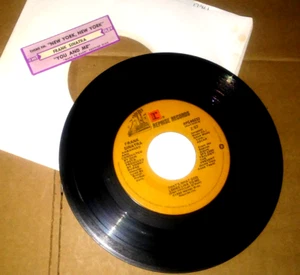 FRANK SINATRA New York New. York/That's What God..To Me REPRISE 45 RPM L@@K! - Picture 1 of 2
