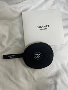 Chanel VIP Gift Small Round Back Coin Purse Bag Make Up Bag NEW - Picture 1 of 3