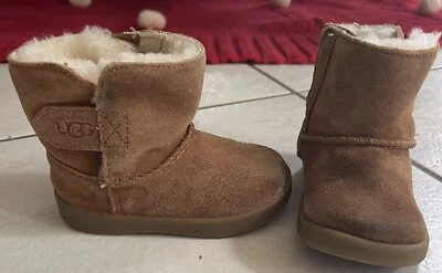 Botas Ugg Keenan Infantil Niño Niñas Niños Unisex Gamuza Piel CASTAÑO 4/5 4 5 Foto 1 de 4