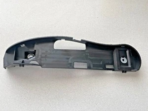 2000-2006 BMW 323Ci 325Ci 330Ci E46 ~ LEFT FRONT SEAT SWITCH BRACKET 		 - Picture 1 of 3