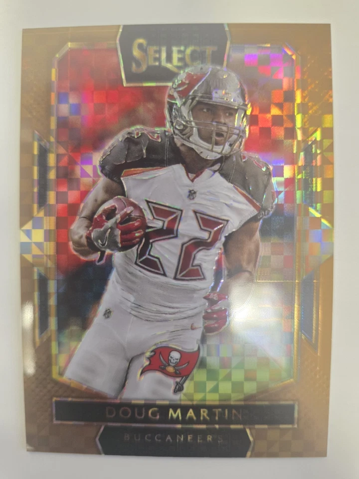 2016 Panini Select - Field Level Doug Martin #227 Copper Prizm /49 - Image 1 of 2