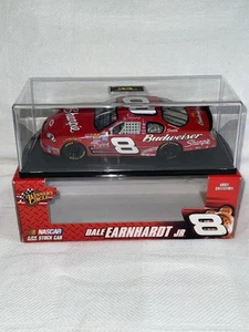 🔥 2007 DALE EARNHARDT JR 1:24 #8 SHARPIE BUDWEISER MONTE CARLO DISPLAY CASE 🔥 - Picture 1 of 6