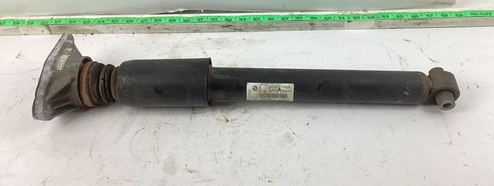 Задняя левосторонняя амортизирующая стойка для BMW F30 320i xDrive 2012–2015 годов выпуска 6791706 от оригинального производителя. - Изображение 1 из 4