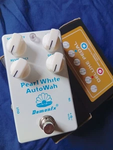 DemonFX Pearl White Auto Wah Guitar Effects Pedal - Picture 1 of 3