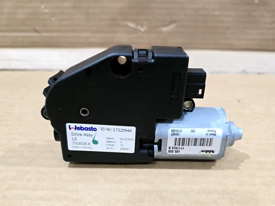 2009-2015 BMW 750Li 750i teto solar teto solar teto solar motor de janela de teto solar fabricante de equipamento original - Imagem 1 de 4