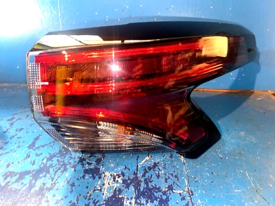Luz trasera genuina Toyota 21 22 23 24 Sienna XSE NUEVA OEM derecha 81550-08091 M421 Foto 1 de 4