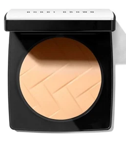Bobbi Brown Vitamin Enriched Pressed Powder NEUTRAL - 0.28 oz / 8 g Full Size - Picture 1 of 2