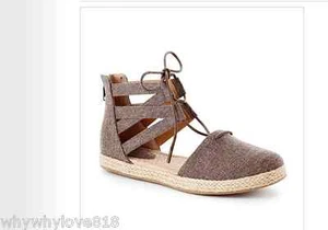 Neu im Karton B.O.C by Born "Lucy" Damen-Gladiatorschuhe schokoladenfarben Größe 7,5 - Bild 1 von 1